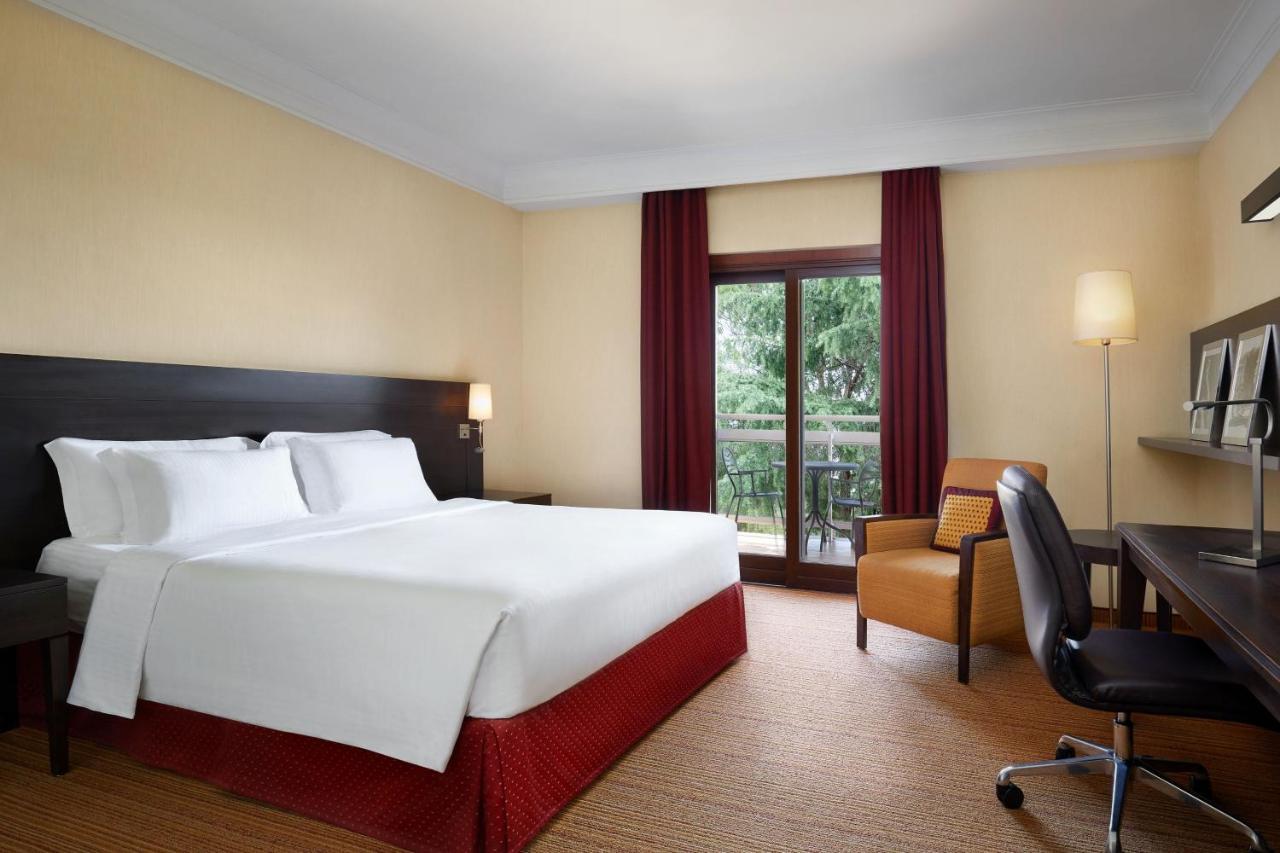 คอร์ตยาร์ด โรม เซ็นทรัลพาร์ค Hotel ภายนอก รูปภาพ