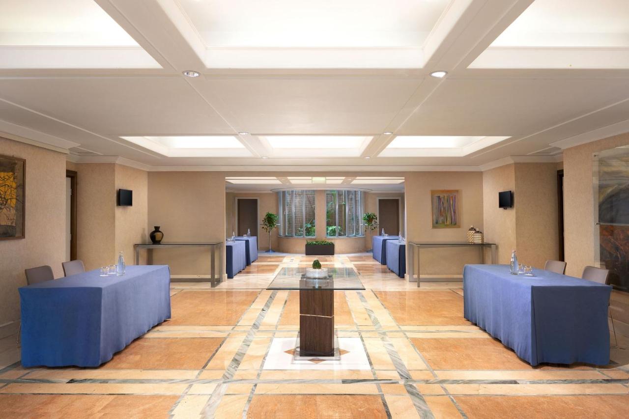 คอร์ตยาร์ด โรม เซ็นทรัลพาร์ค Hotel ภายนอก รูปภาพ