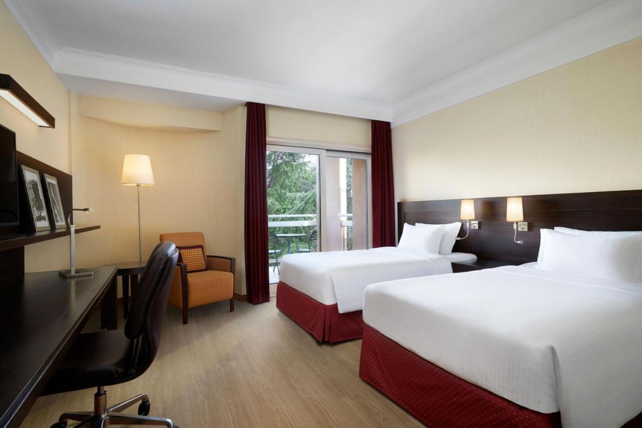 คอร์ตยาร์ด โรม เซ็นทรัลพาร์ค Hotel ภายนอก รูปภาพ