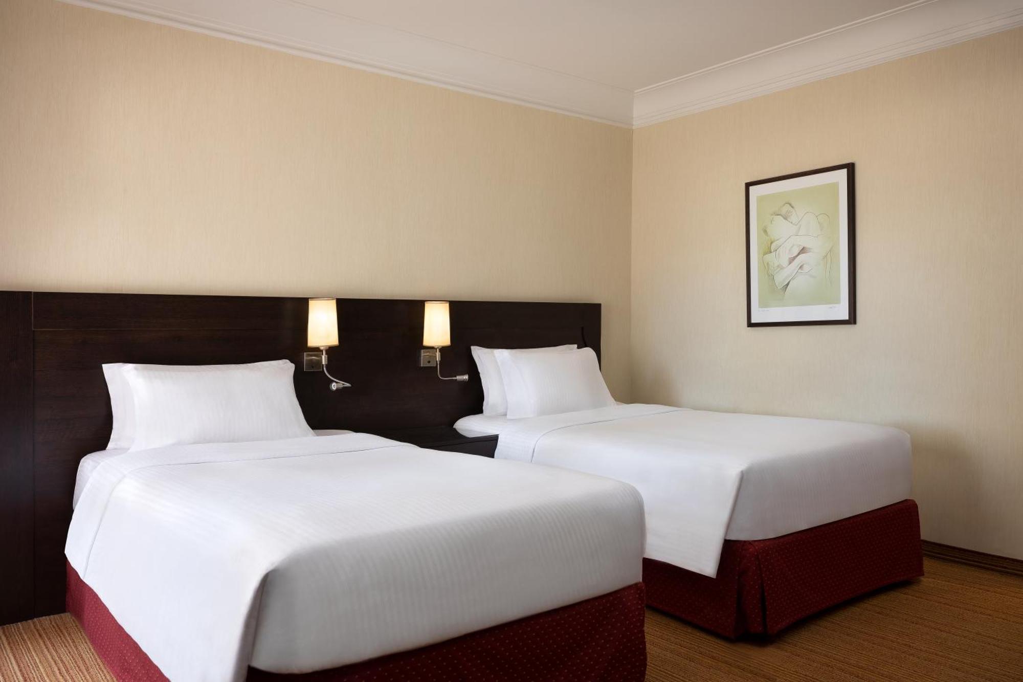 คอร์ตยาร์ด โรม เซ็นทรัลพาร์ค Hotel ภายนอก รูปภาพ