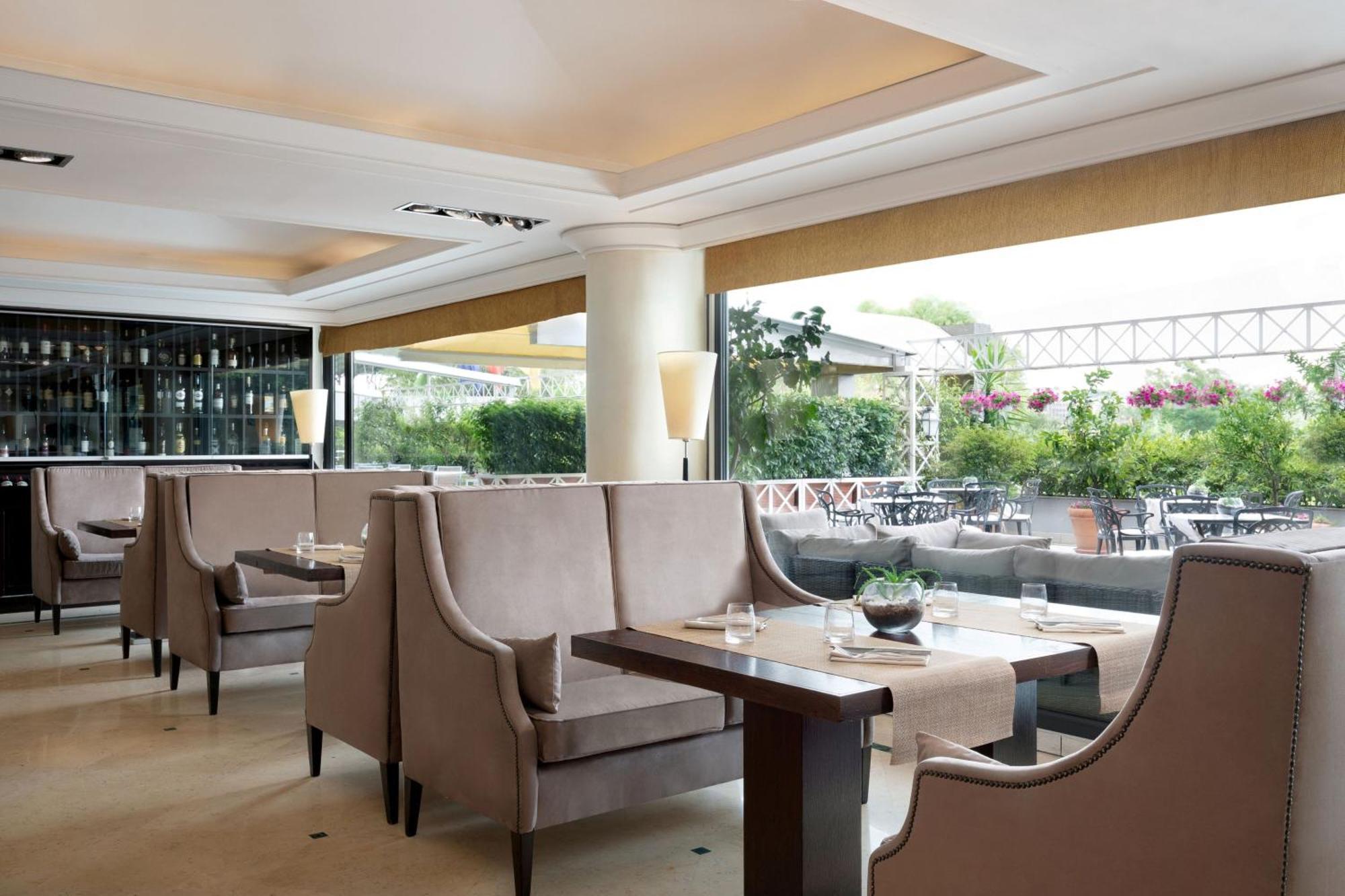 คอร์ตยาร์ด โรม เซ็นทรัลพาร์ค Hotel ภายนอก รูปภาพ